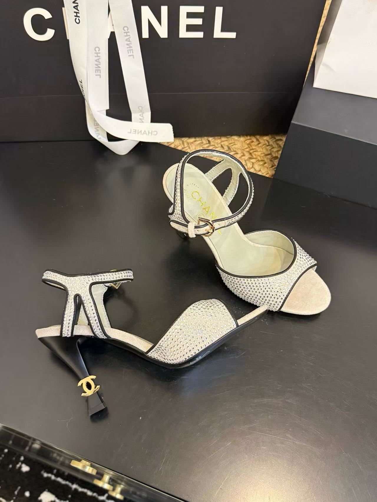 CHANE1 高品質ビーズハイヒール【50％割引+送料無料】