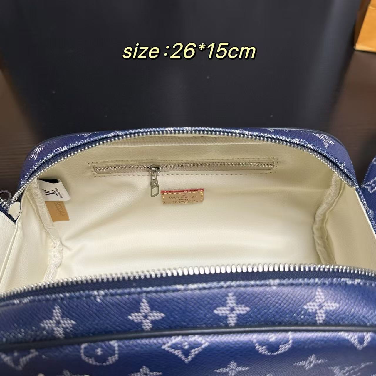 LV メンズ トイレタリーバッグ【50％割引+送料無料】