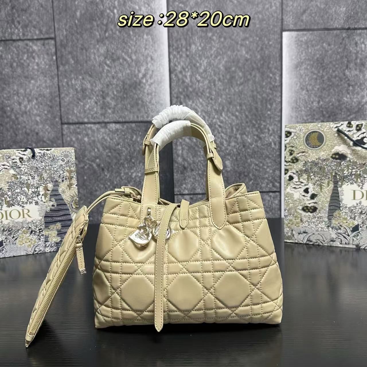 DI0R toujoursハンドバッグ【50％割引+送料無料】