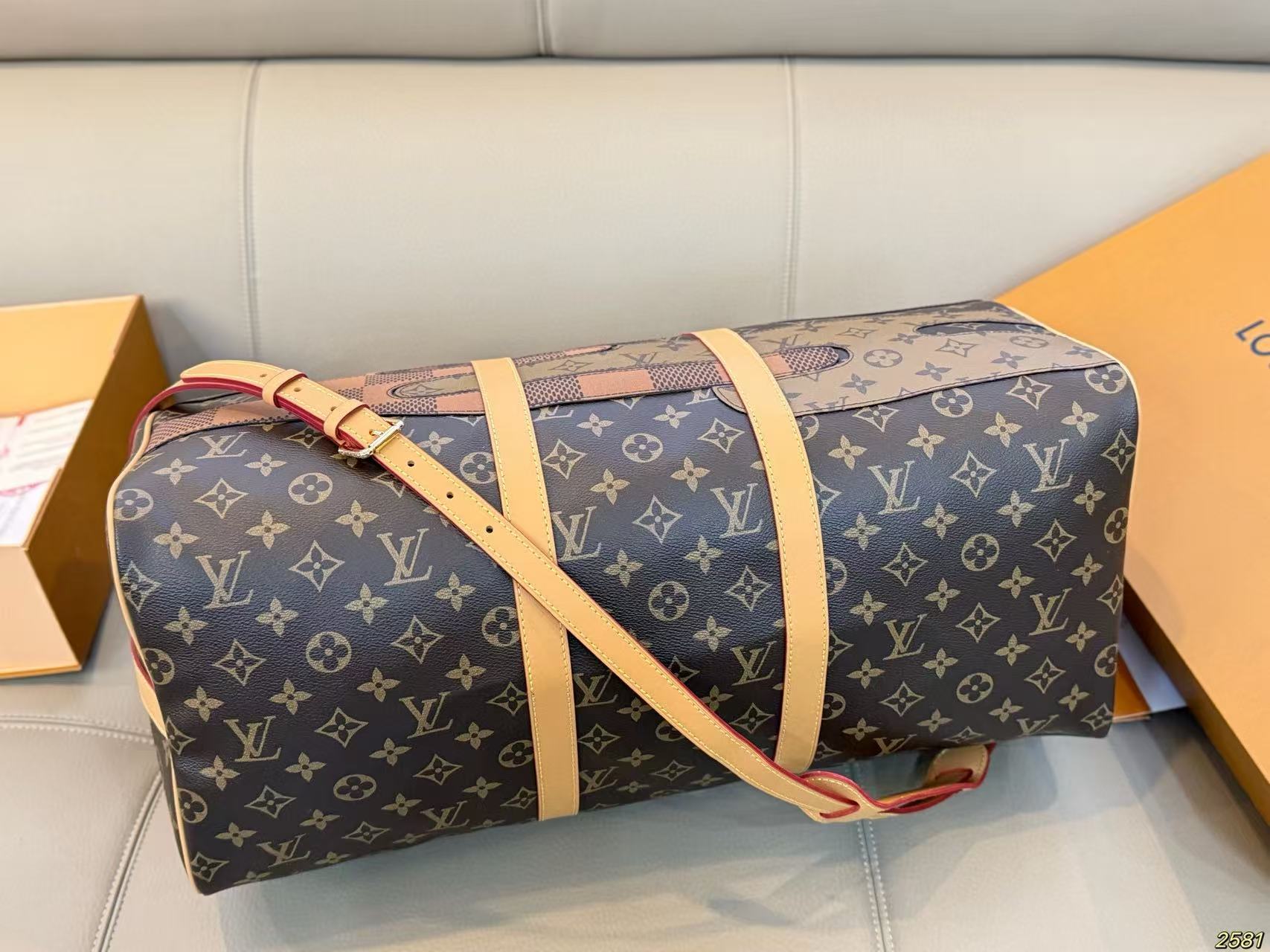 LV keepall旅行用バッグ【50％割引+送料無料】