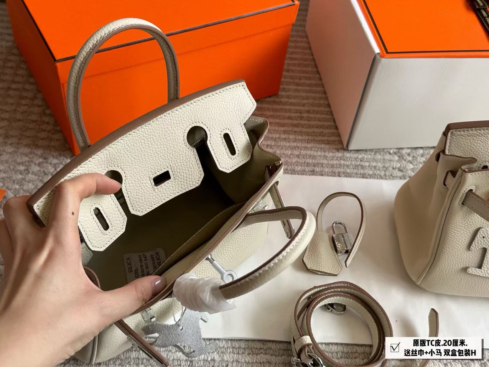 HERME5 レザーハンドバッグ【50％割引+送料無料】