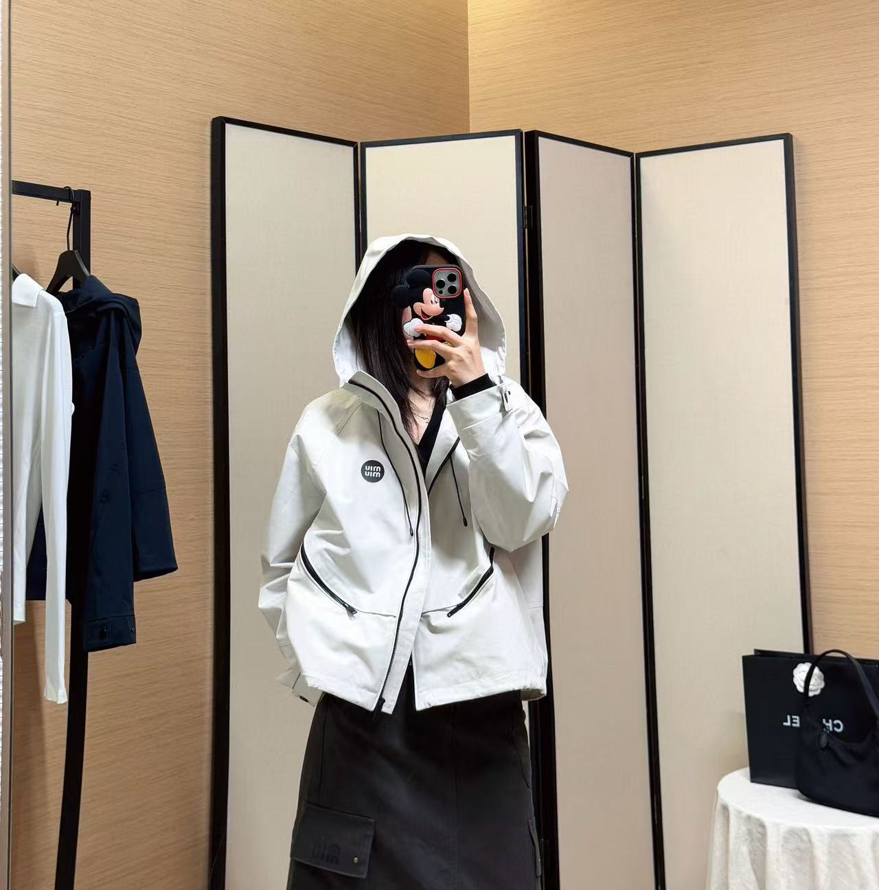 M1UM1U シンプルフードジャケット【50％割引+送料無料】