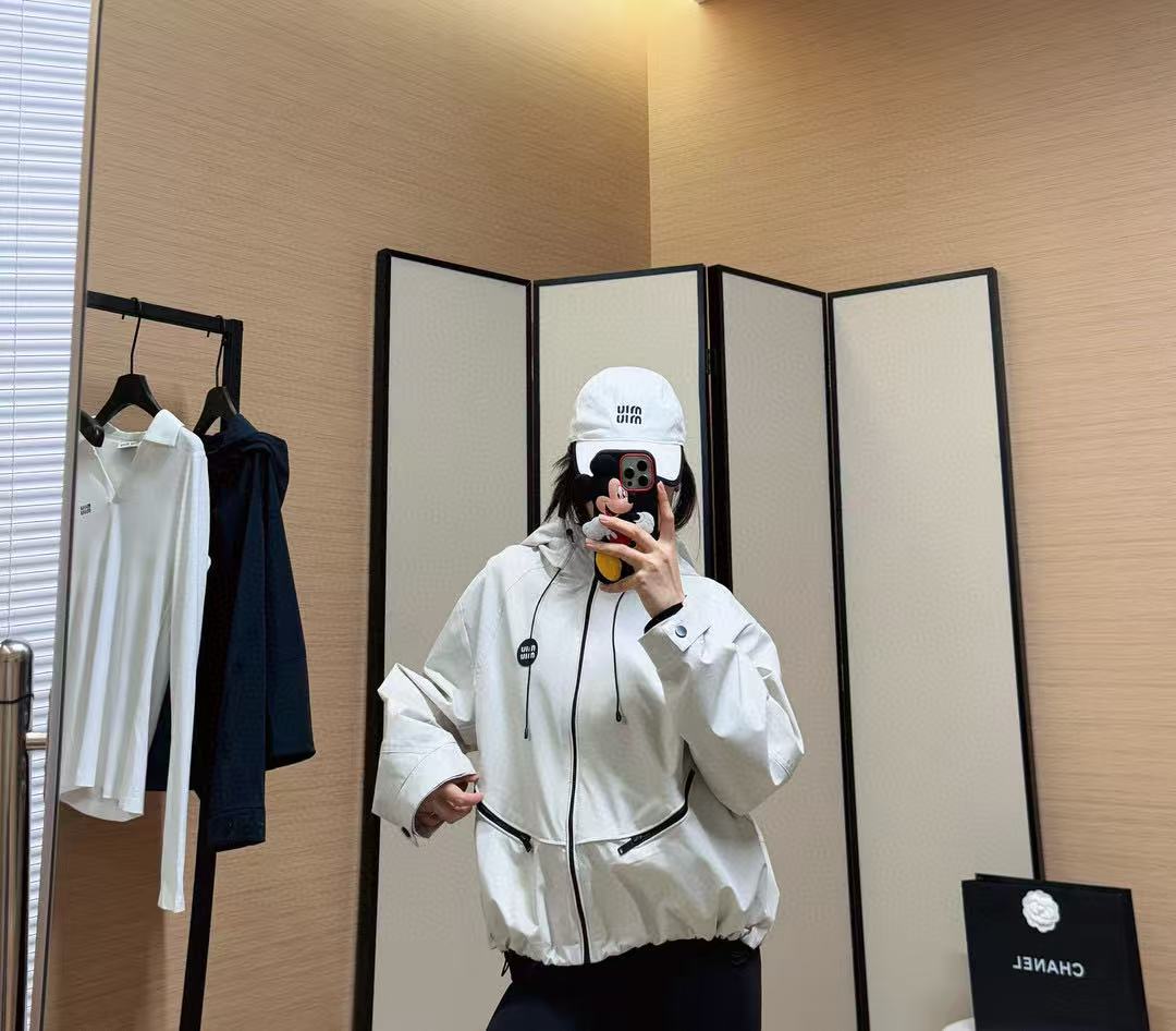 M1UM1U シンプルフードジャケット【50％割引+送料無料】