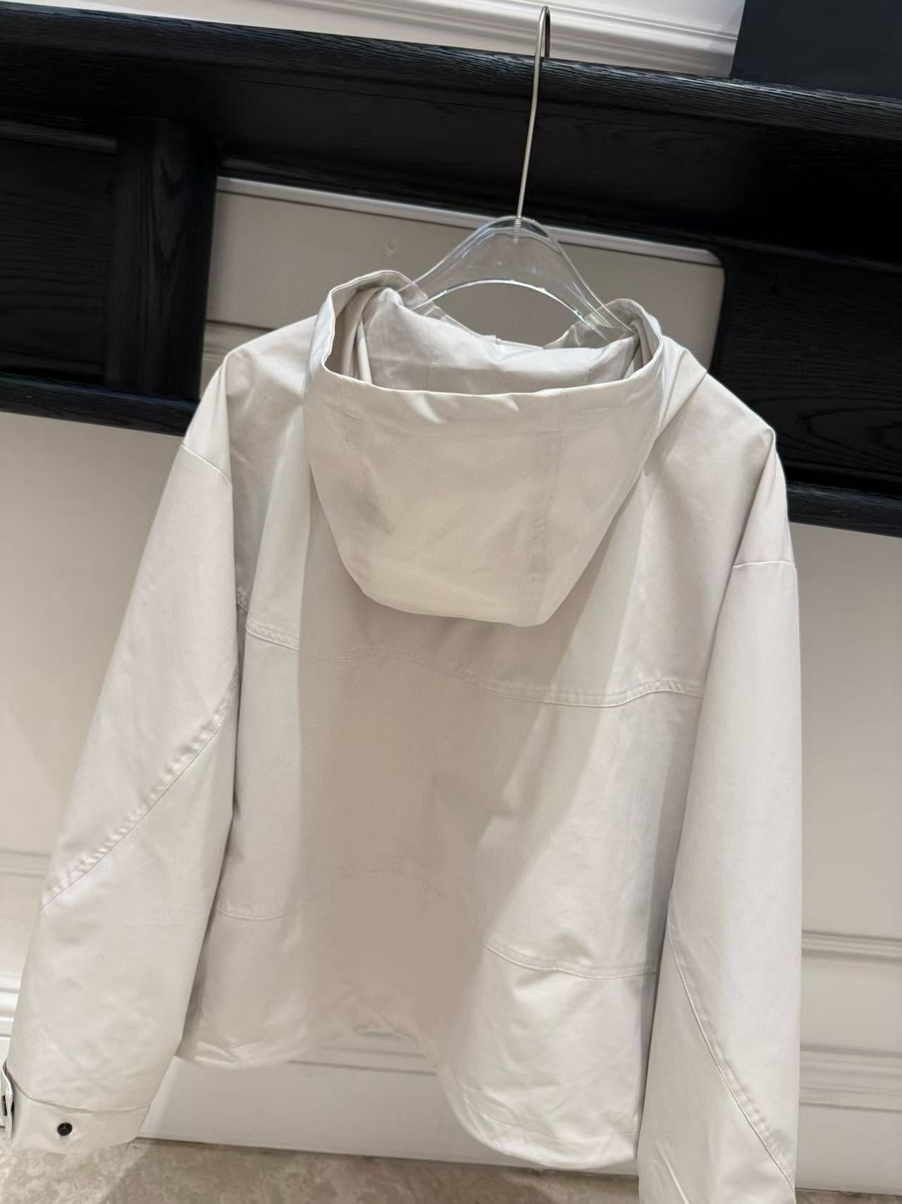 M1UM1U シンプルフードジャケット【50％割引+送料無料】