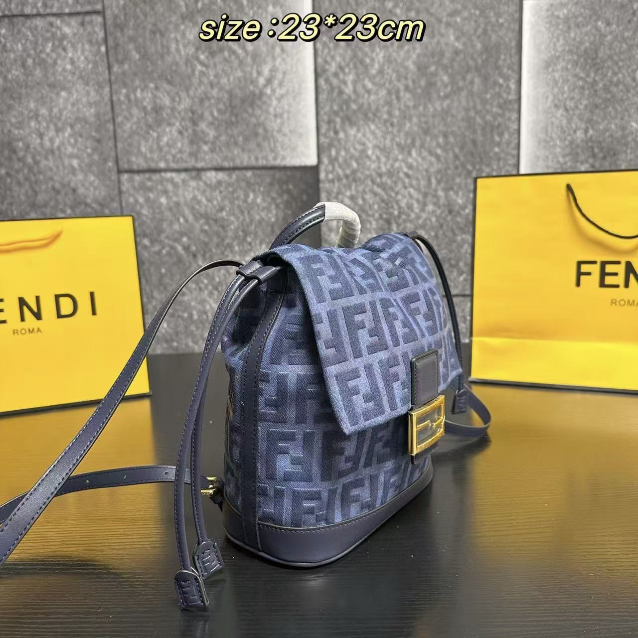 FEND1FF デニムフロックバックパック【50％割引+送料無料】