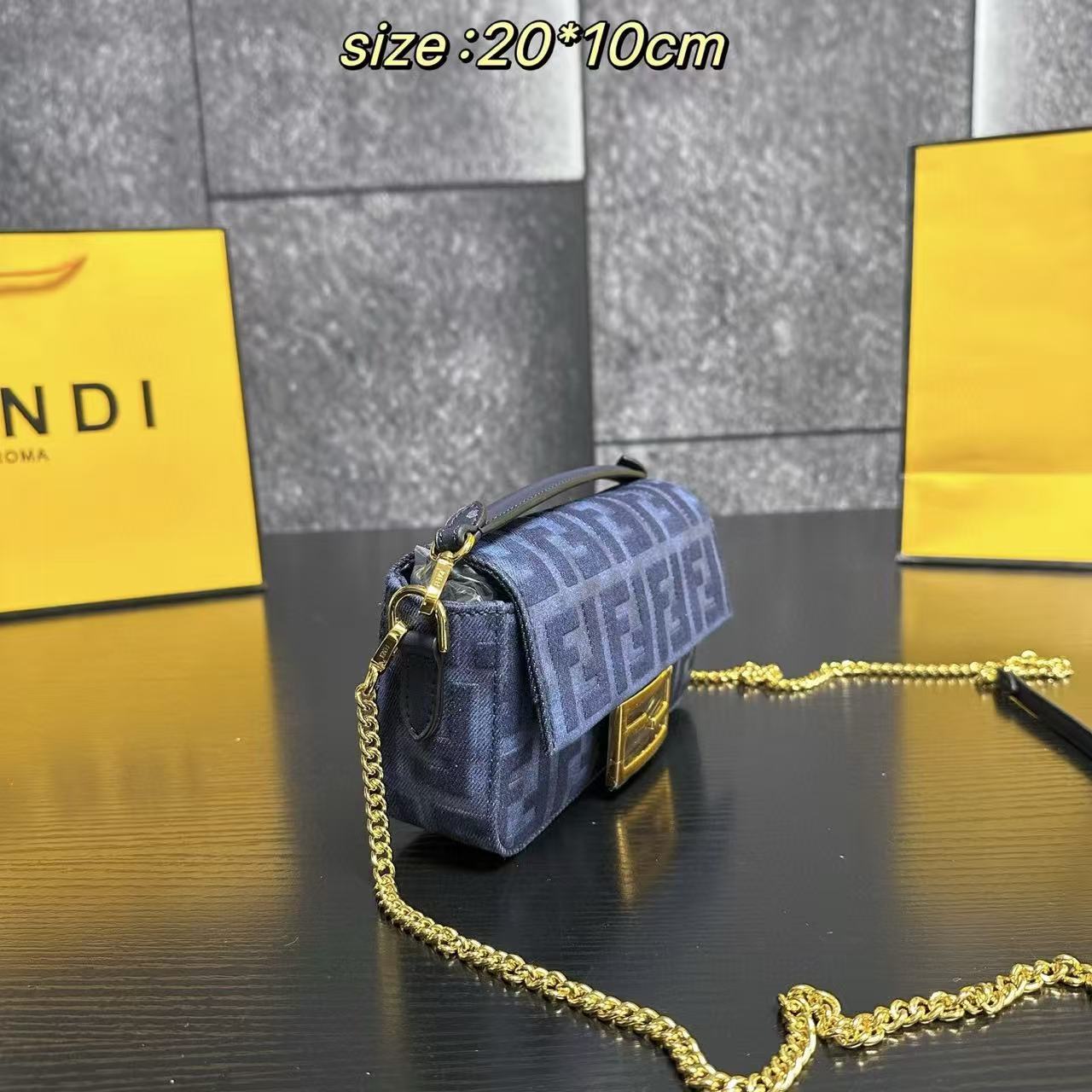 FEND1FF ジャカードチェーンバッグ【50％割引+送料無料】