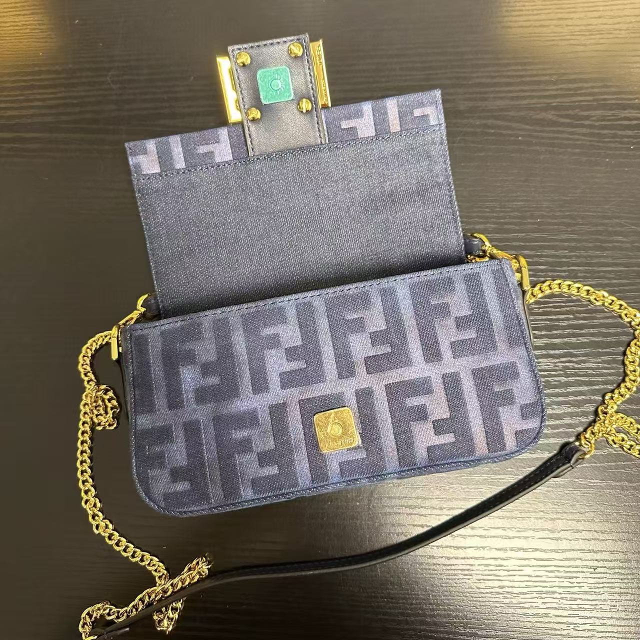 FEND1FF ジャカードチェーンバッグ【50％割引+送料無料】