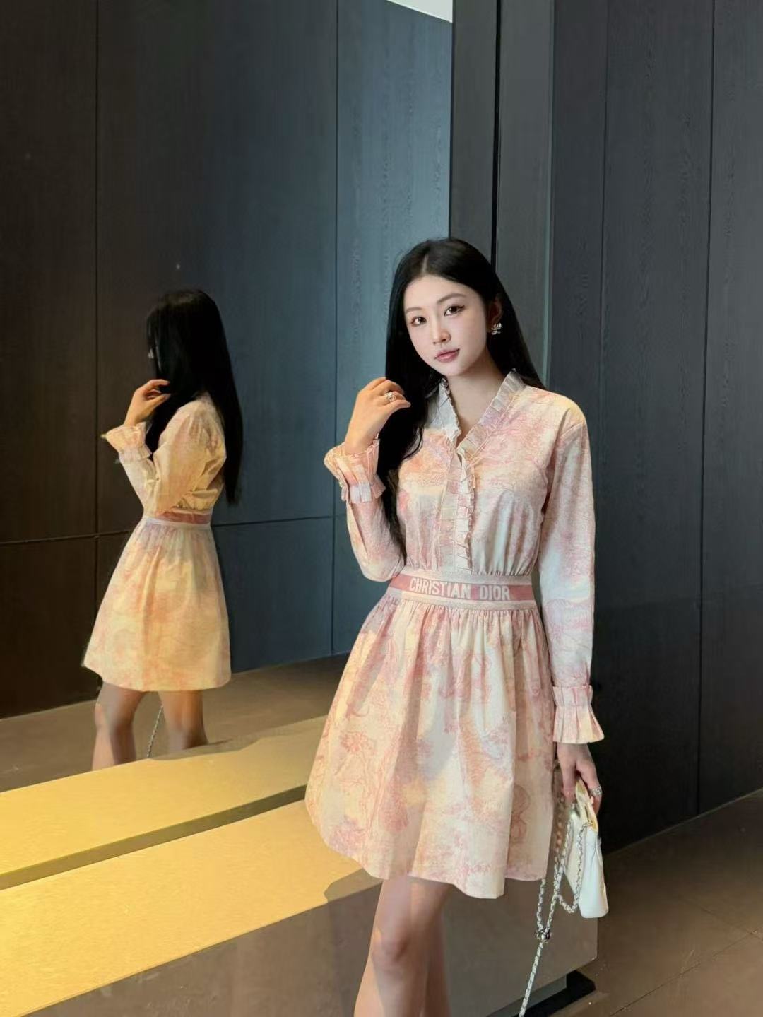 DIOR ラッフルプリント ロングスリーブ ドレス【50％割引+送料無料】