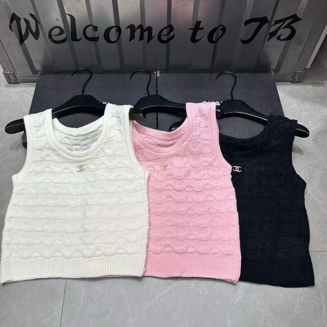 CHANE1 ダブルCウールベスト【50％割引+送料無料】