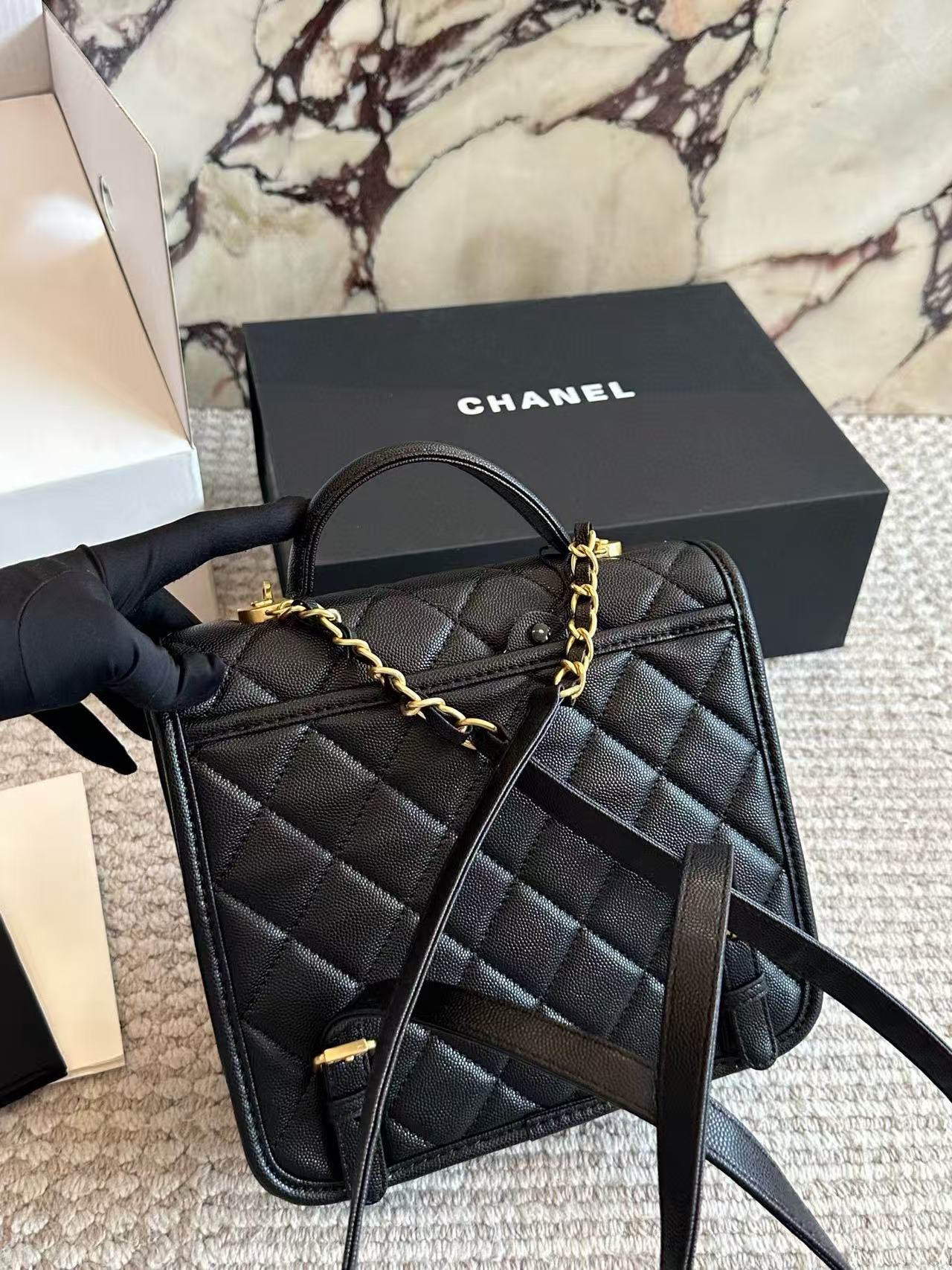 CHANE1 キャビアレザーバックパック【50％割引+送料無料】