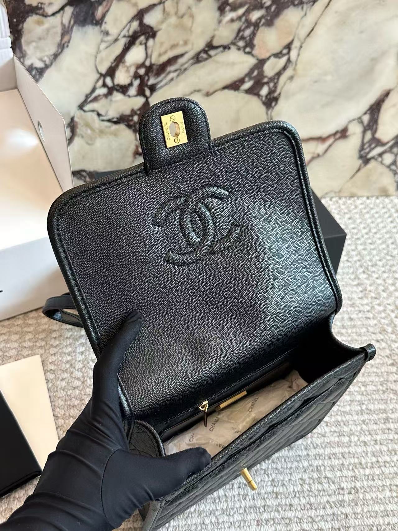 CHANE1 キャビアレザーバックパック【50％割引+送料無料】