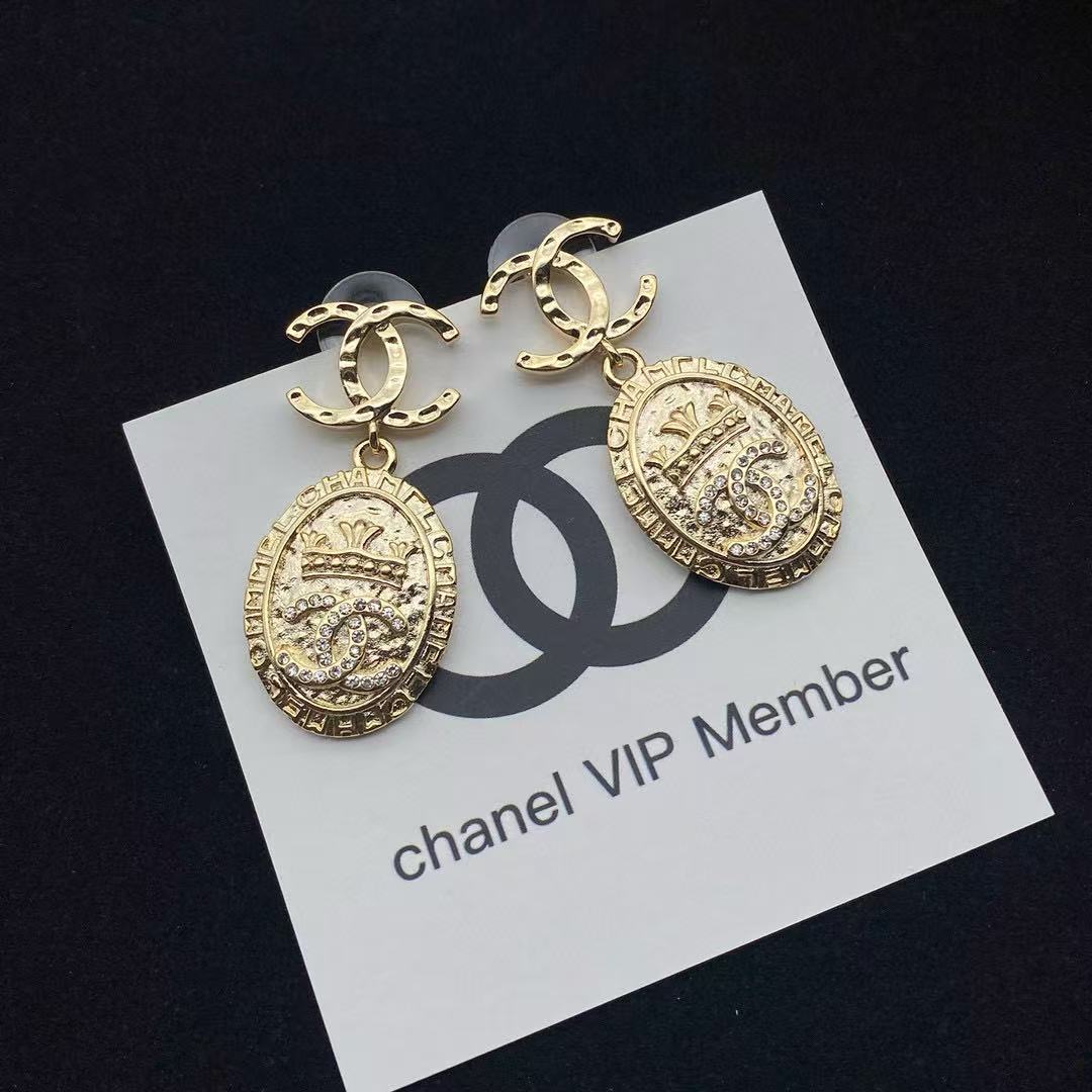 CHANE1 ダブルC ラウンドスタッドピアス【50％割引+送料無料】