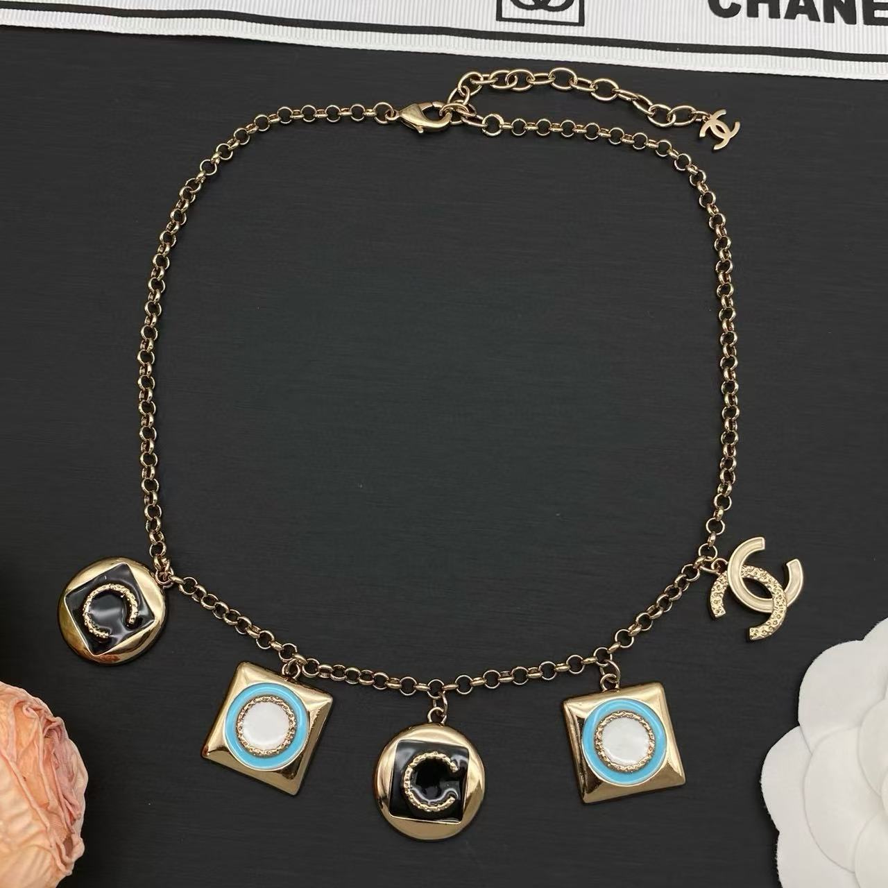 CHANE1 ダブルCレターネックレス【50％割引+送料無料】