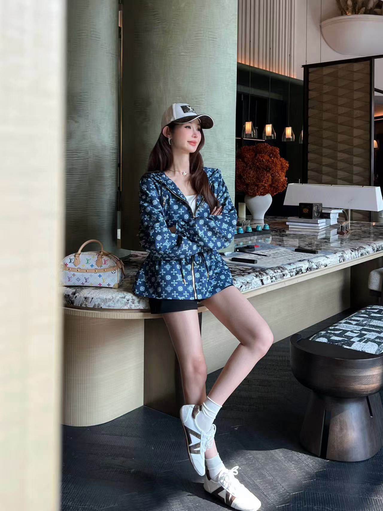 LVプリントフード付きジャケット【50％割引+送料無料】