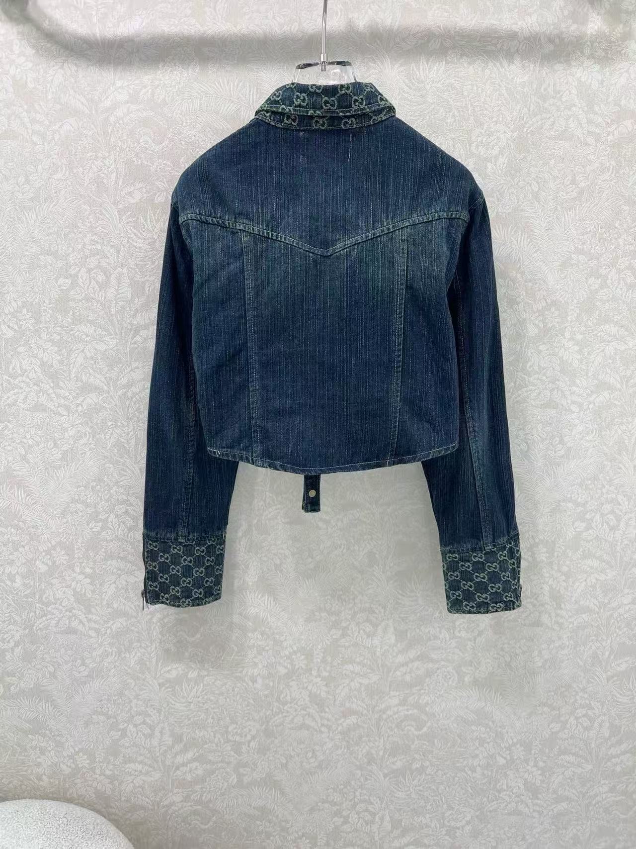 DIORのラペルウォッシュデニムショートジャケット【50％割引+送料無料】