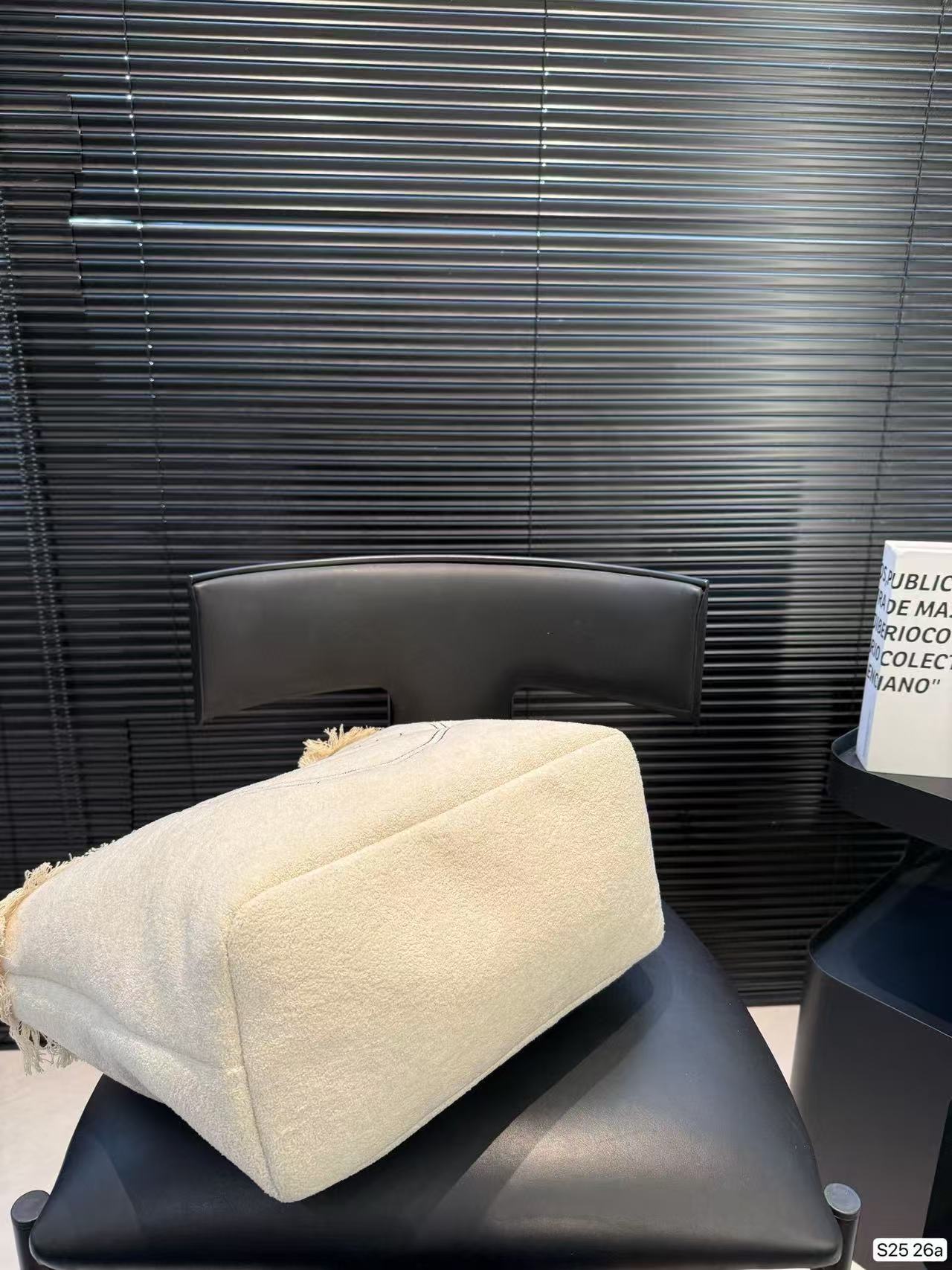 CHANE1 ダブルC タオル ショッピングバッグ【50％割引+送料無料】