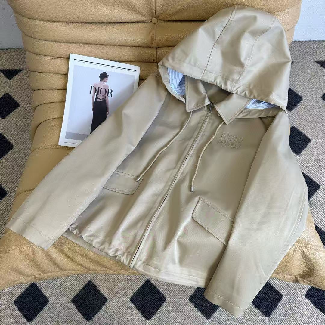 M1UM1U シンプルフードジャケット【50％割引+送料無料】