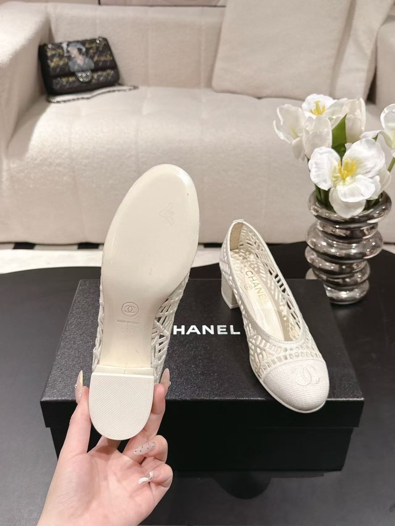 CHANE1 高品質ダブルC 中空ローヒールシューズ【50％割引+送料無料】