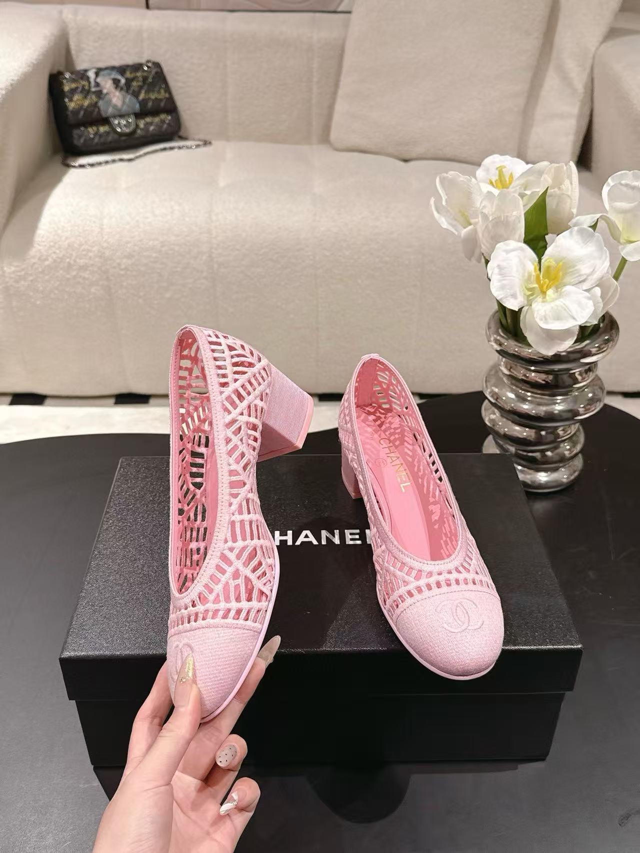 CHANE1 高品質ダブルC 中空ローヒールシューズ【50％割引+送料無料】