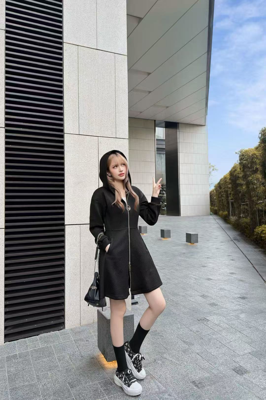 LVフード付きジップアップドレス【50％割引+送料無料】