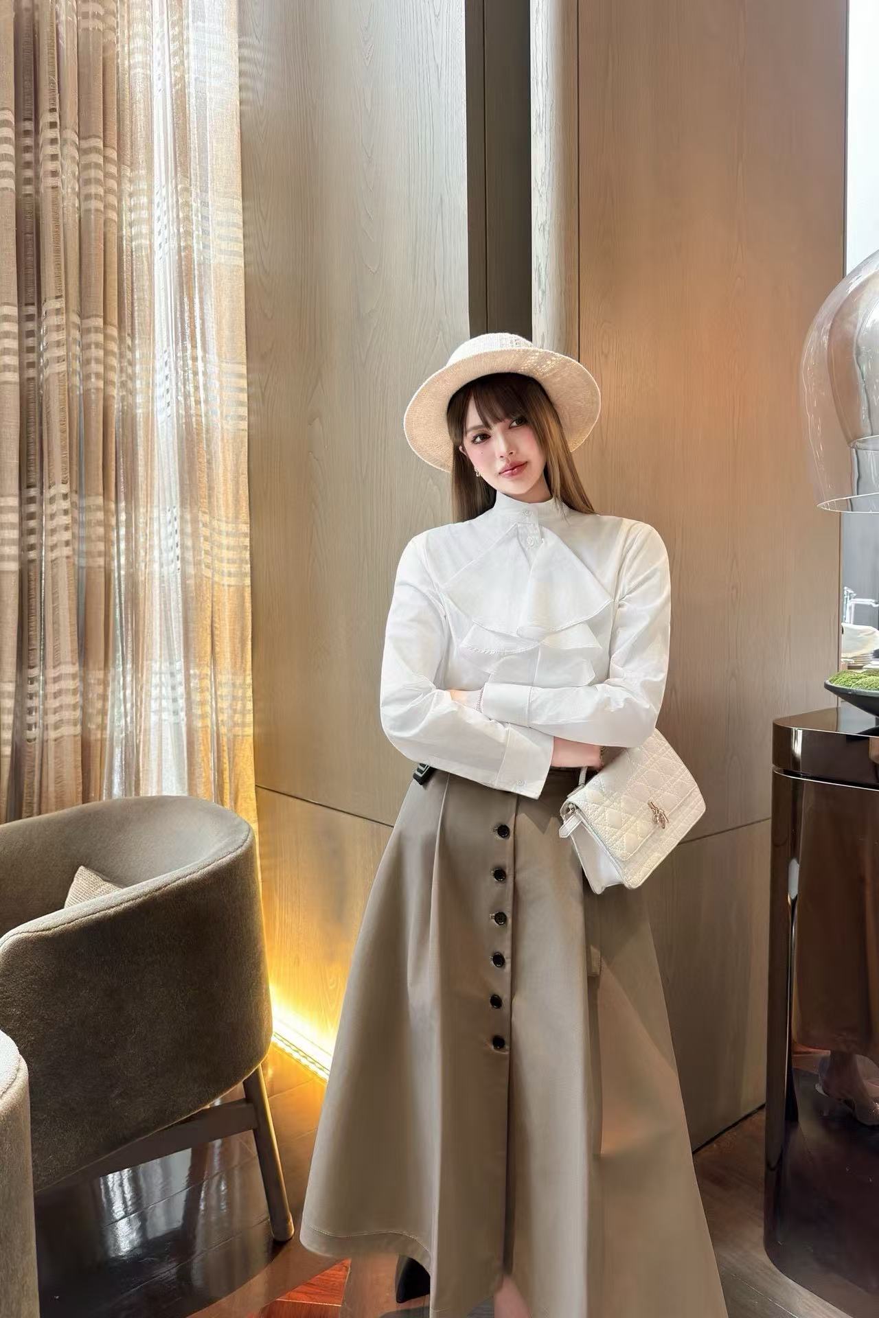 DI0Rフリルブラウス【50％割引+送料無料】