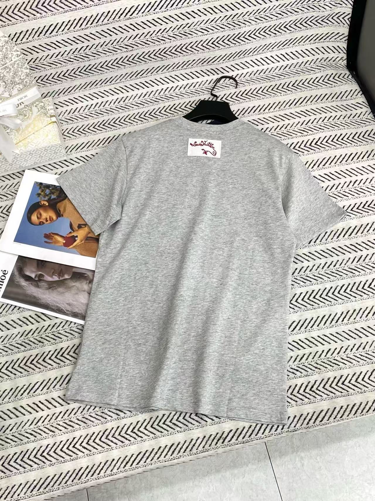 LVポケット四つ葉のクローバーTシャツ【50％割引+送料無料】