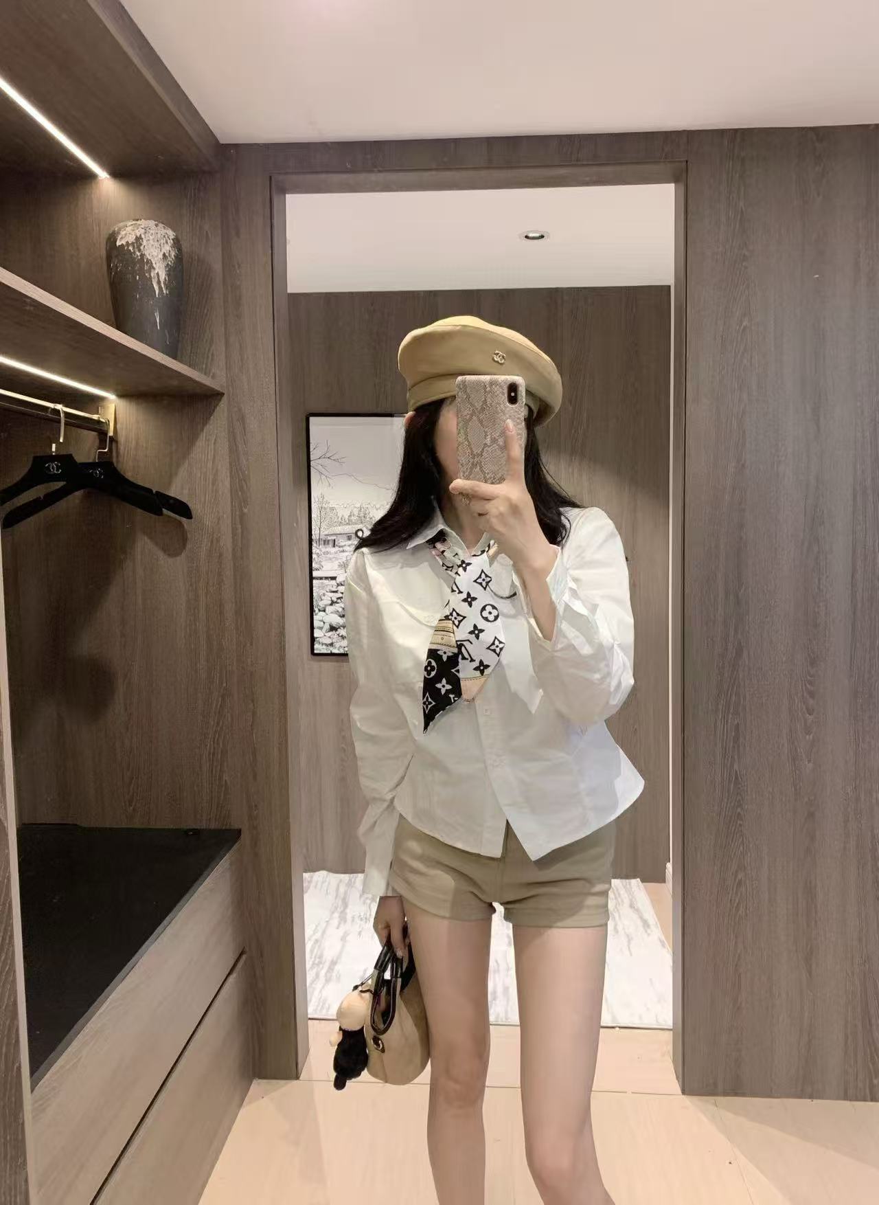 LVリボンシャツ【50％割引+送料無料】