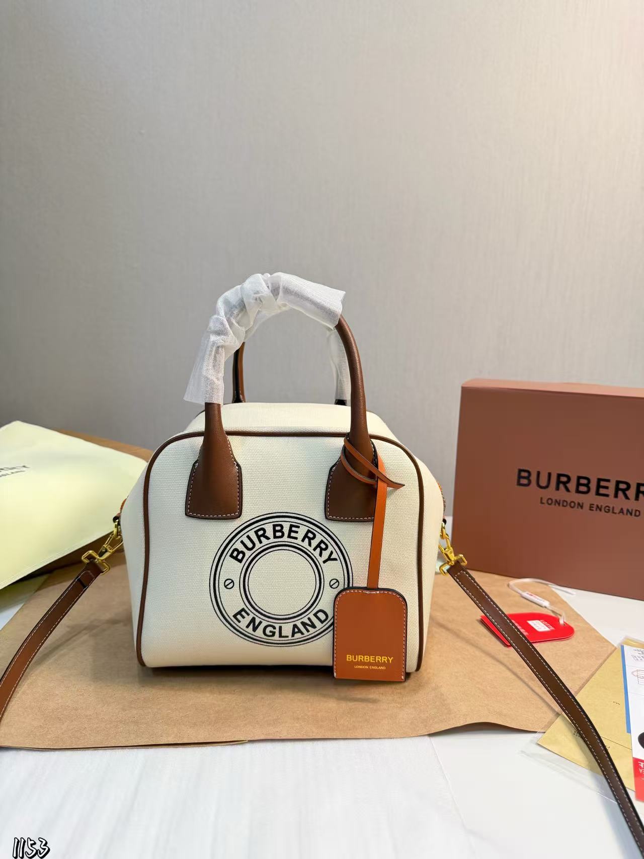 BUR8ERRY キャンバストートバッグ【50％割引+送料無料】