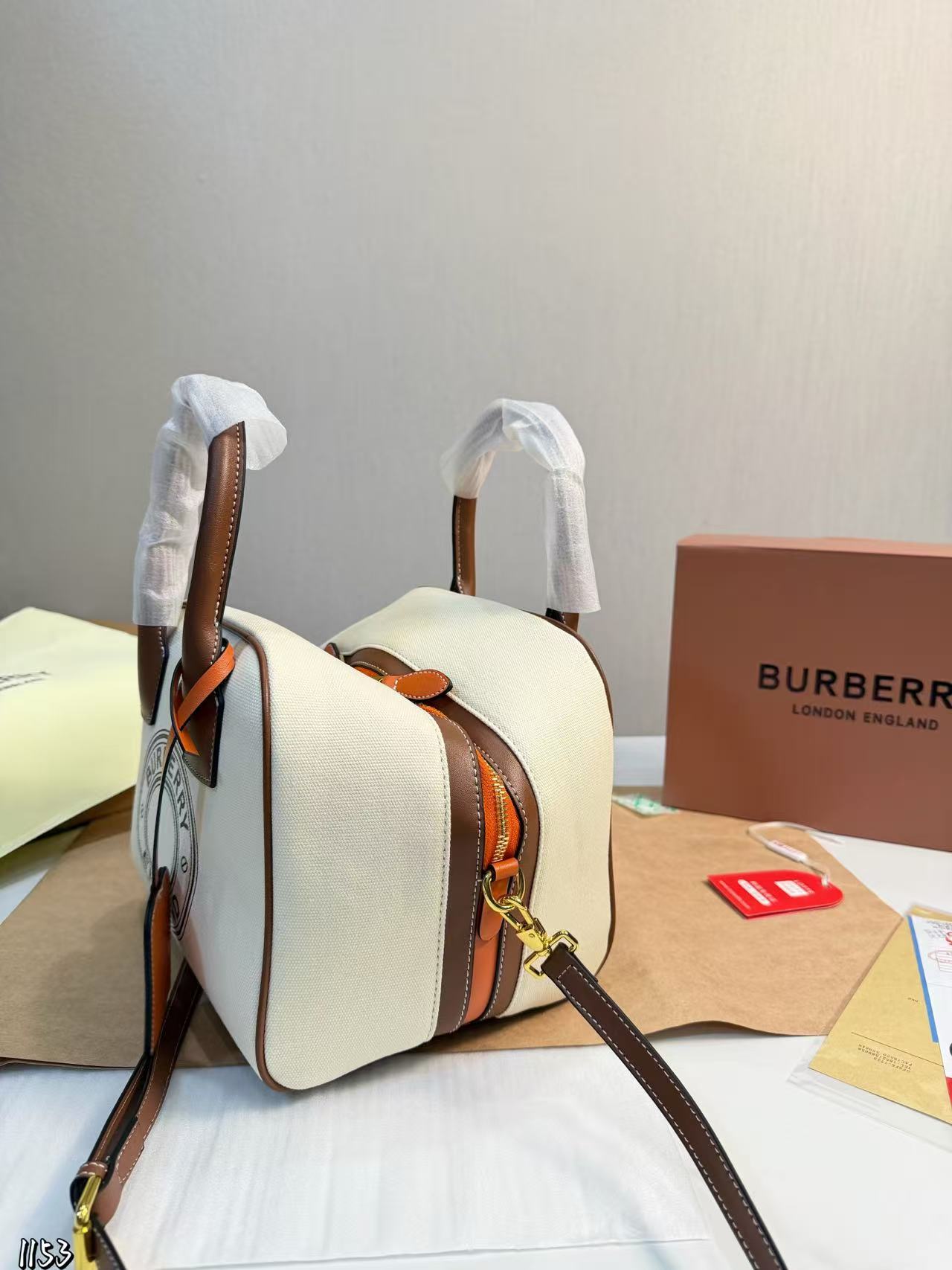 BUR8ERRY キャンバストートバッグ【50％割引+送料無料】