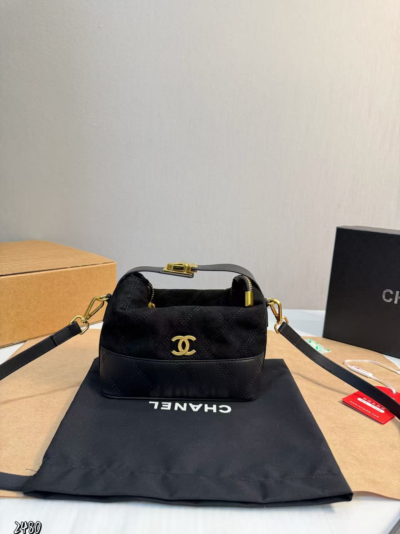 CHANE1 ディアスキンハンドバッグ【50％割引+送料無料】