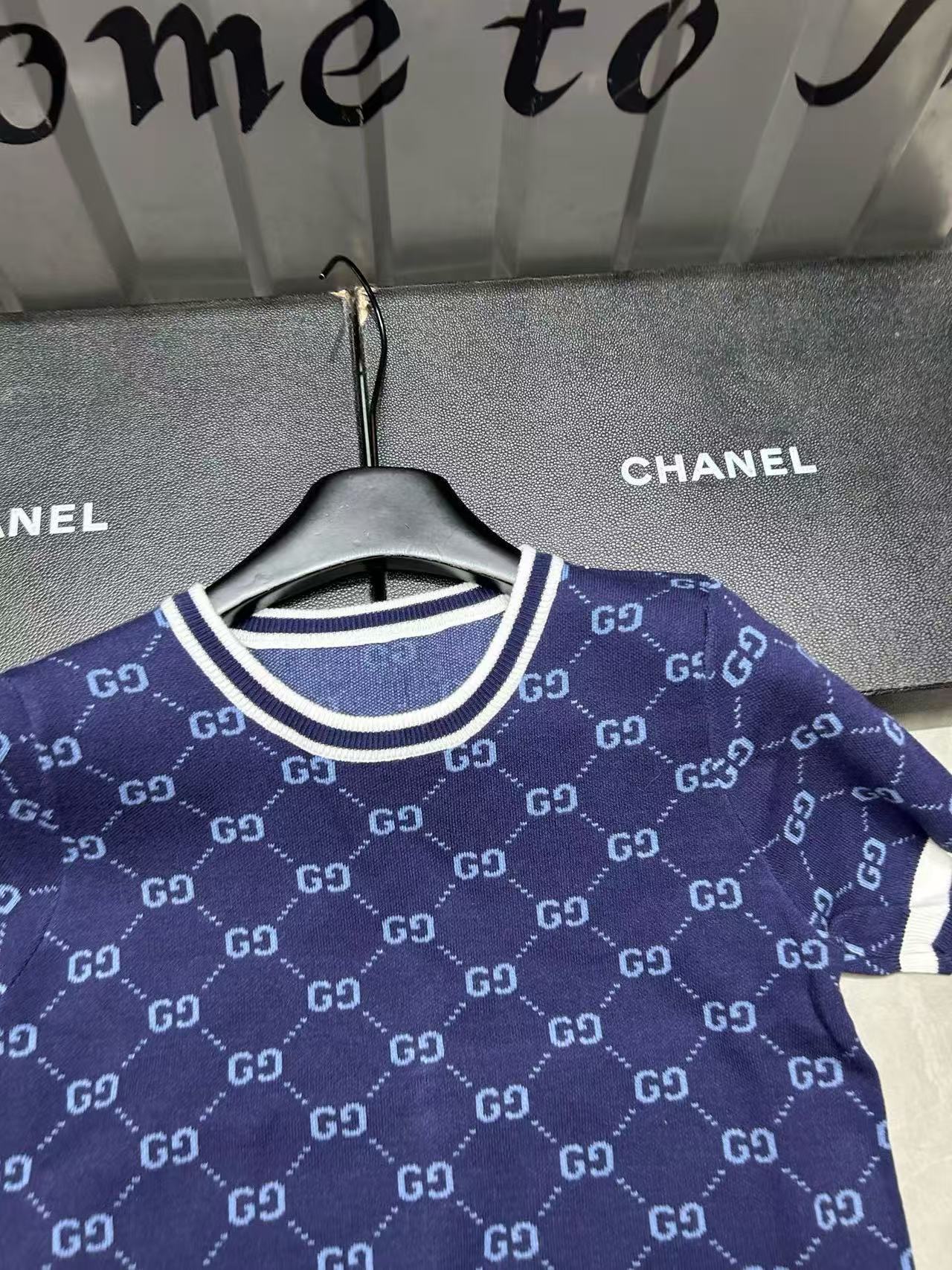 GUCC1 オールロゴ ウール セーター【50％割引+送料無料】