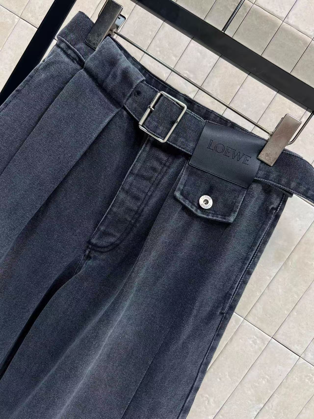 L0WEW シンプルベルトジーンズ【50％割引+送料無料】