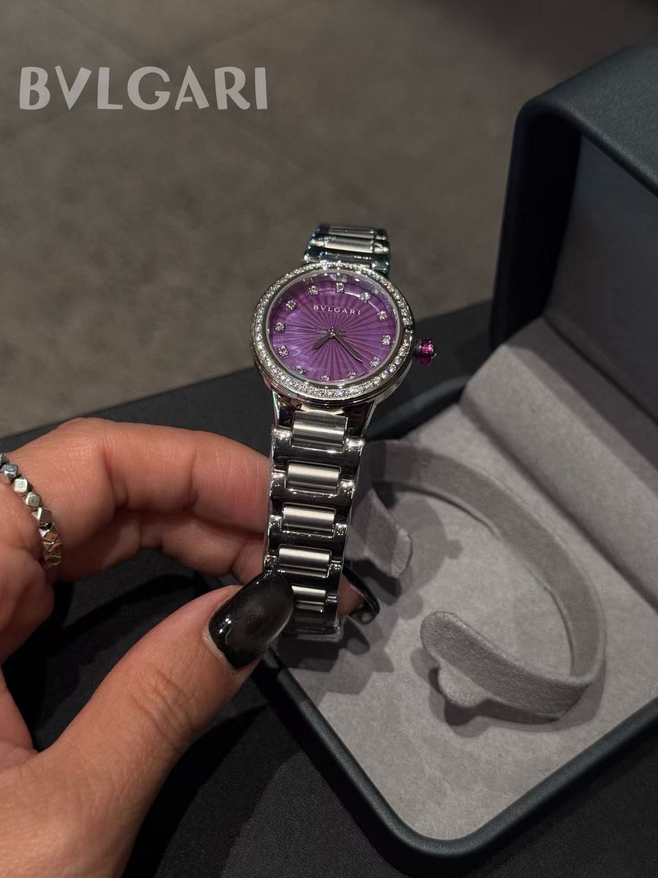 BVLGAR1 ダイヤモンドセット ラウンド型 ステンレススチール レディースウォッチ【50％割引+送料無料】