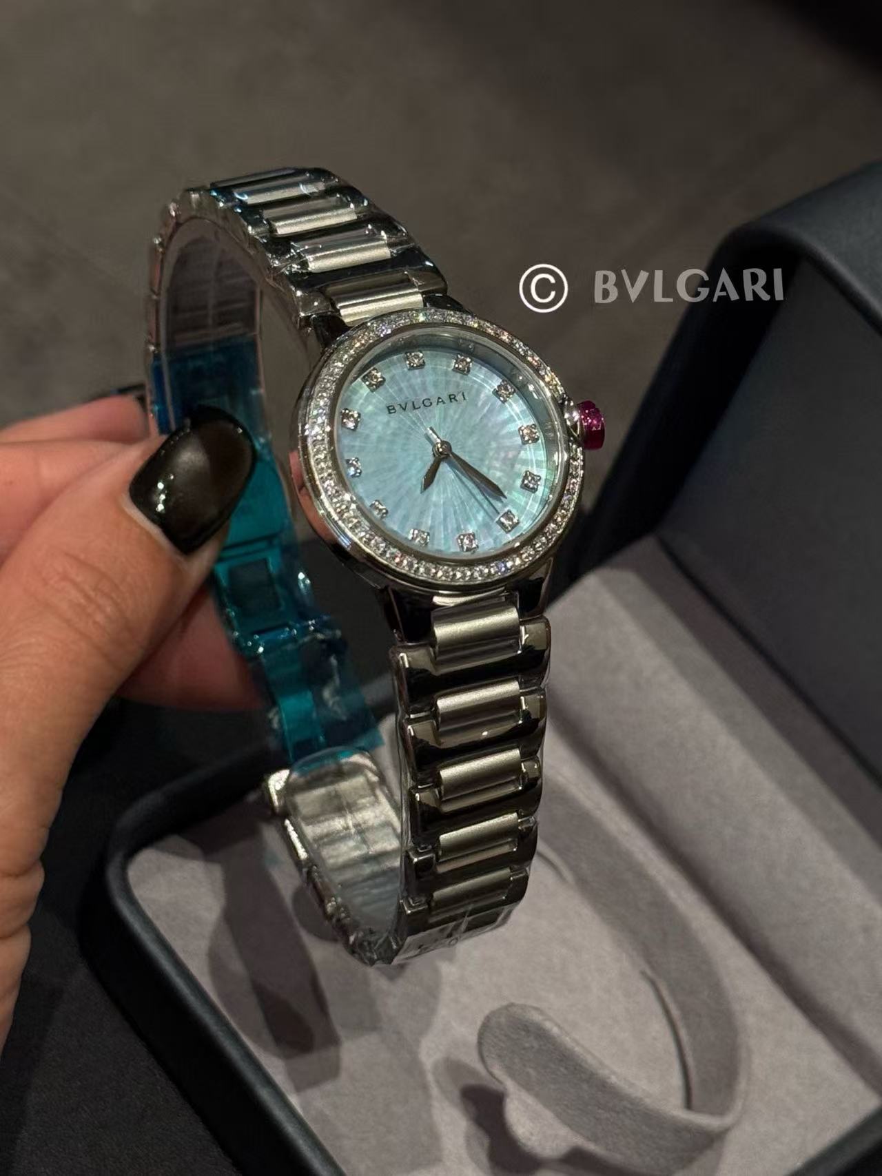 BVLGAR1 ダイヤモンドセット ラウンド型 ステンレススチール レディースウォッチ【50％割引+送料無料】