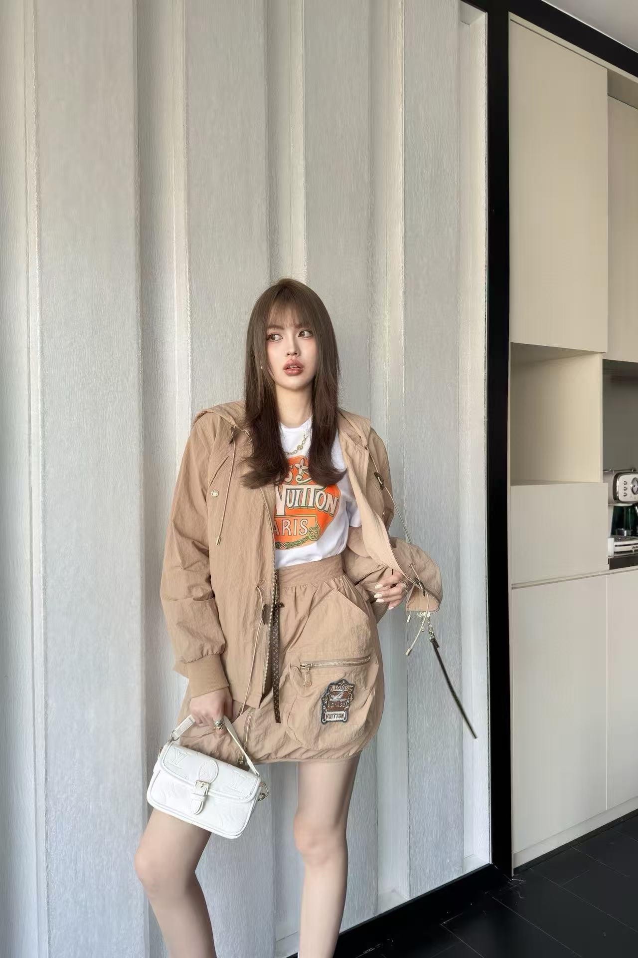 CHANE1 フード付きジャケット+スカート ツーピースセット【50％割引+送料無料】