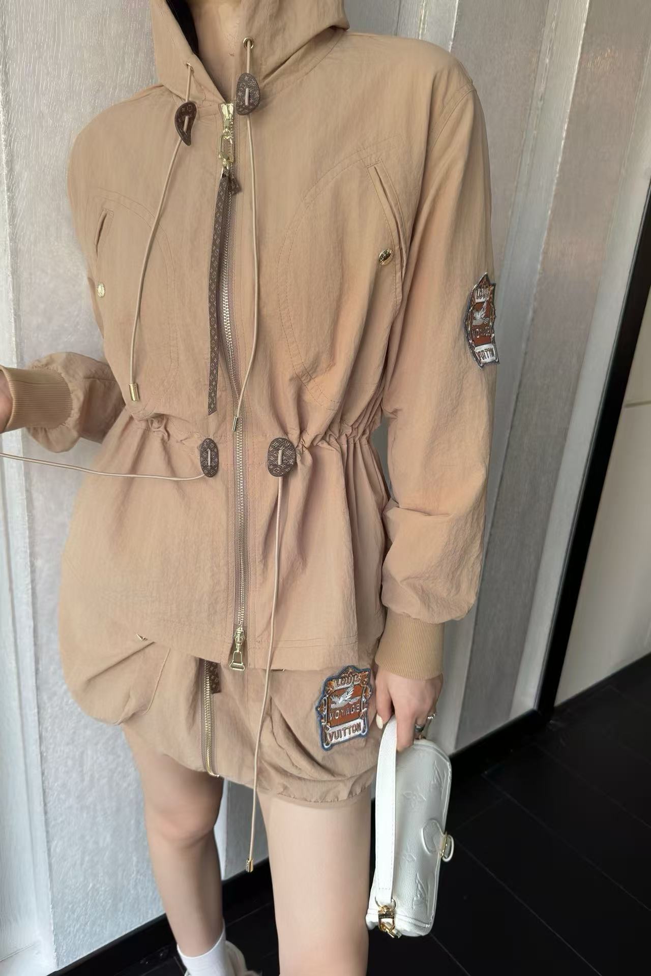 CHANE1 フード付きジャケット+スカート ツーピースセット【50％割引+送料無料】