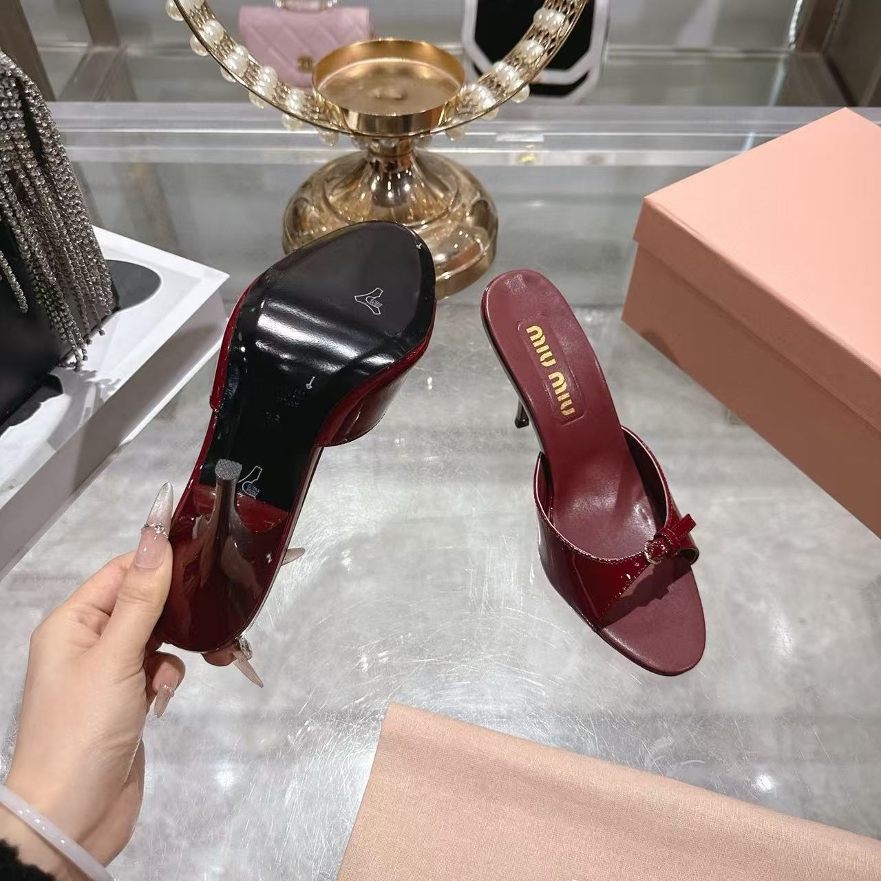 M1UM1U 高品質ミニマリストハイヒールスリッパ【50％割引+送料無料】