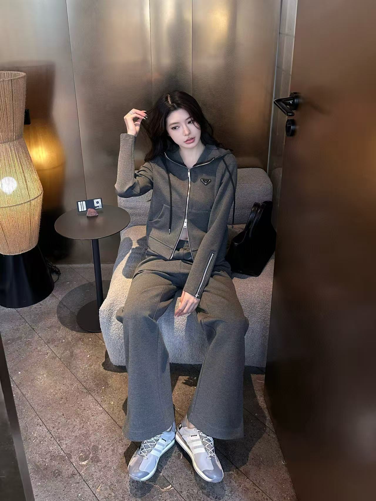 PR4DA フード付きジップアップジャケット+パンツ ツーピースセット【50％割引+送料無料】