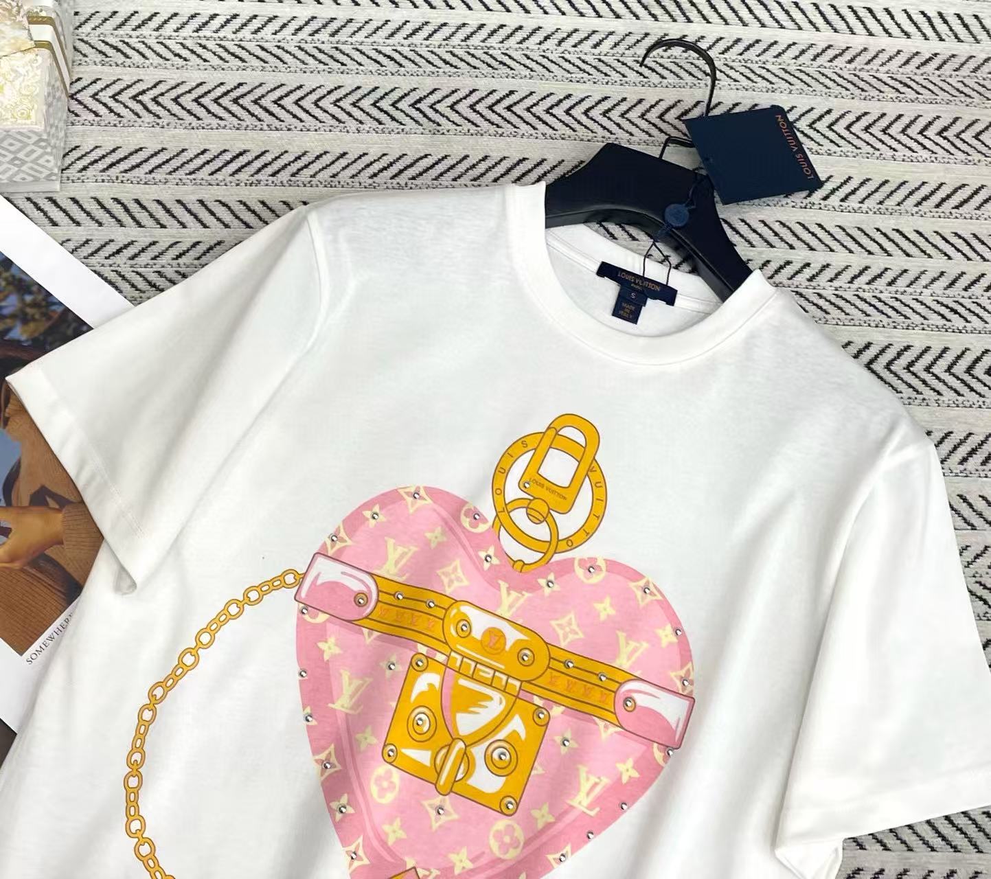 LV ハートキー Tシャツ【50％割引+送料無料】