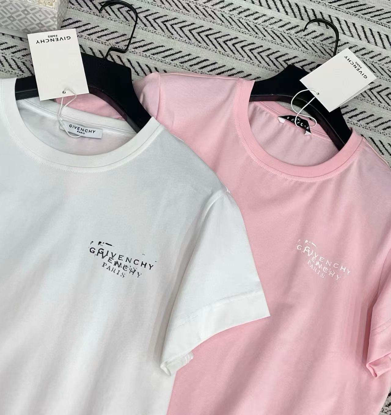 G1VENCHY シンプルレターTシャツ【50％割引+送料無料】