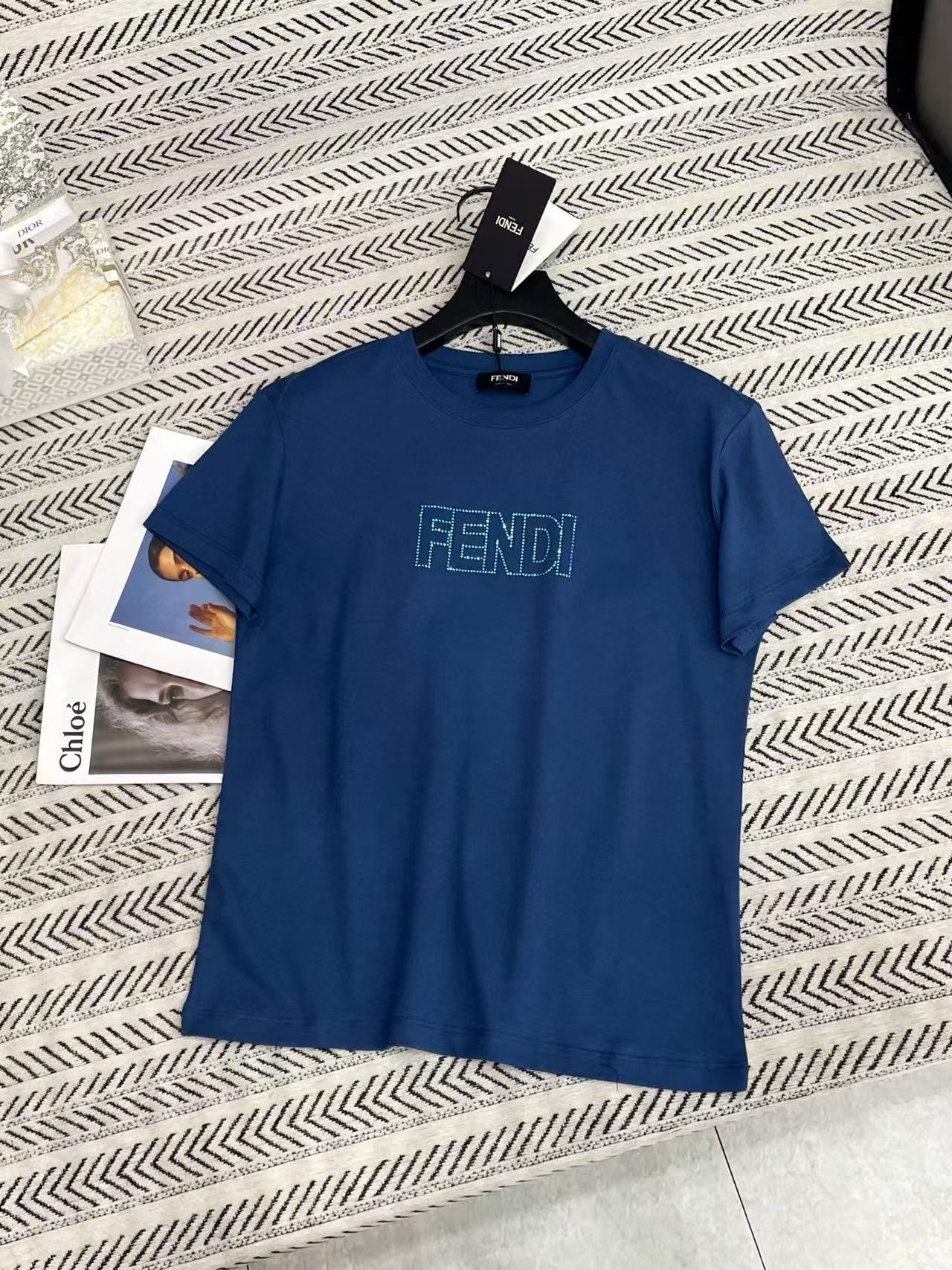 FEND1 ラインストーンレターTシャツ【50％割引+送料無料】