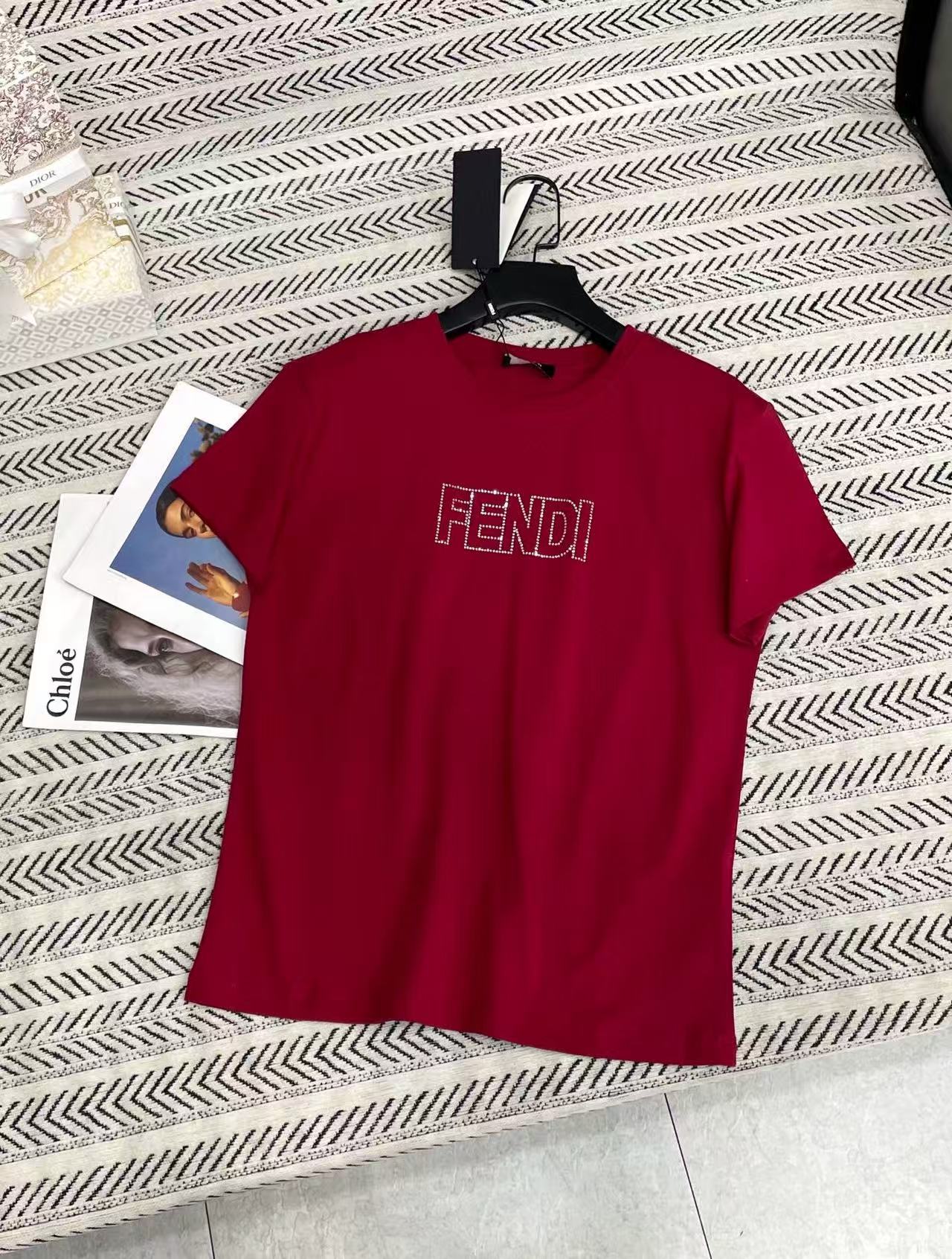 FEND1 ラインストーンレターTシャツ【50％割引+送料無料】