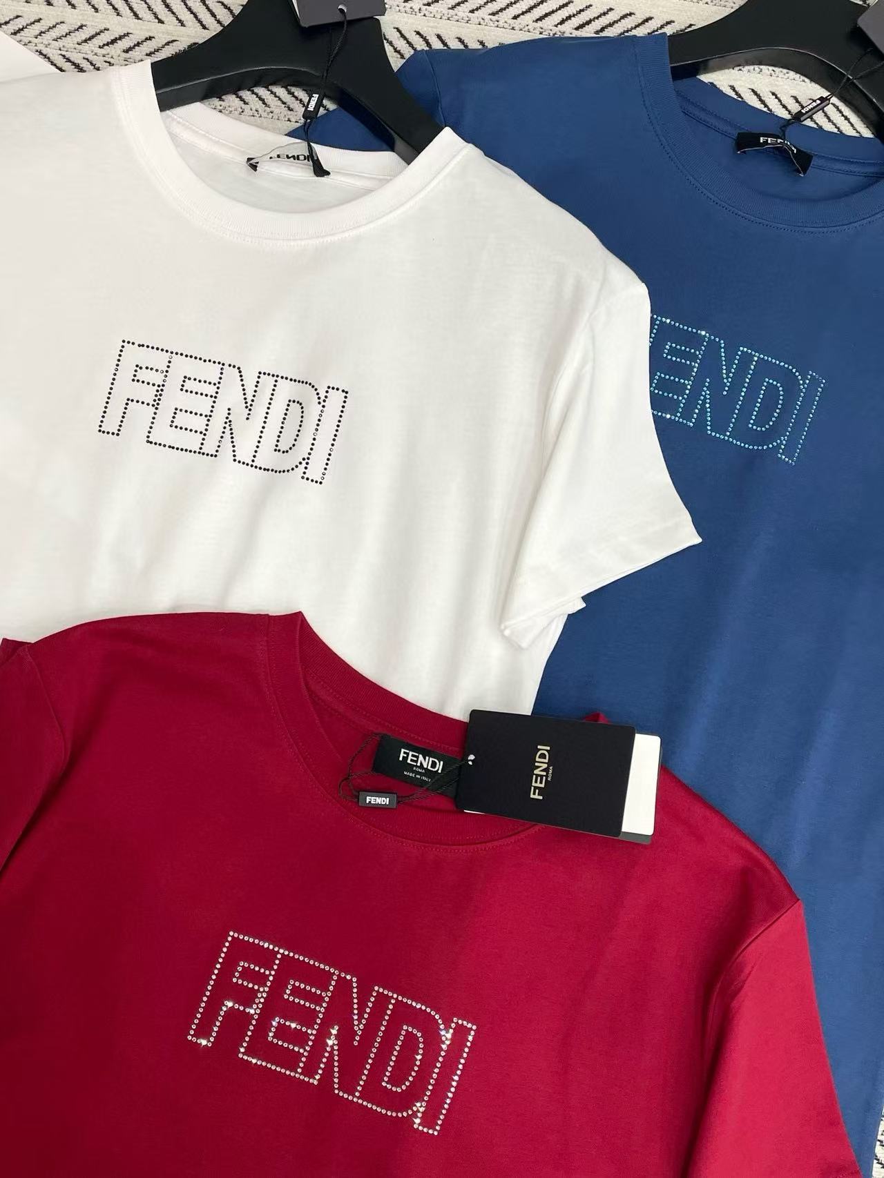 FEND1 ラインストーンレターTシャツ【50％割引+送料無料】