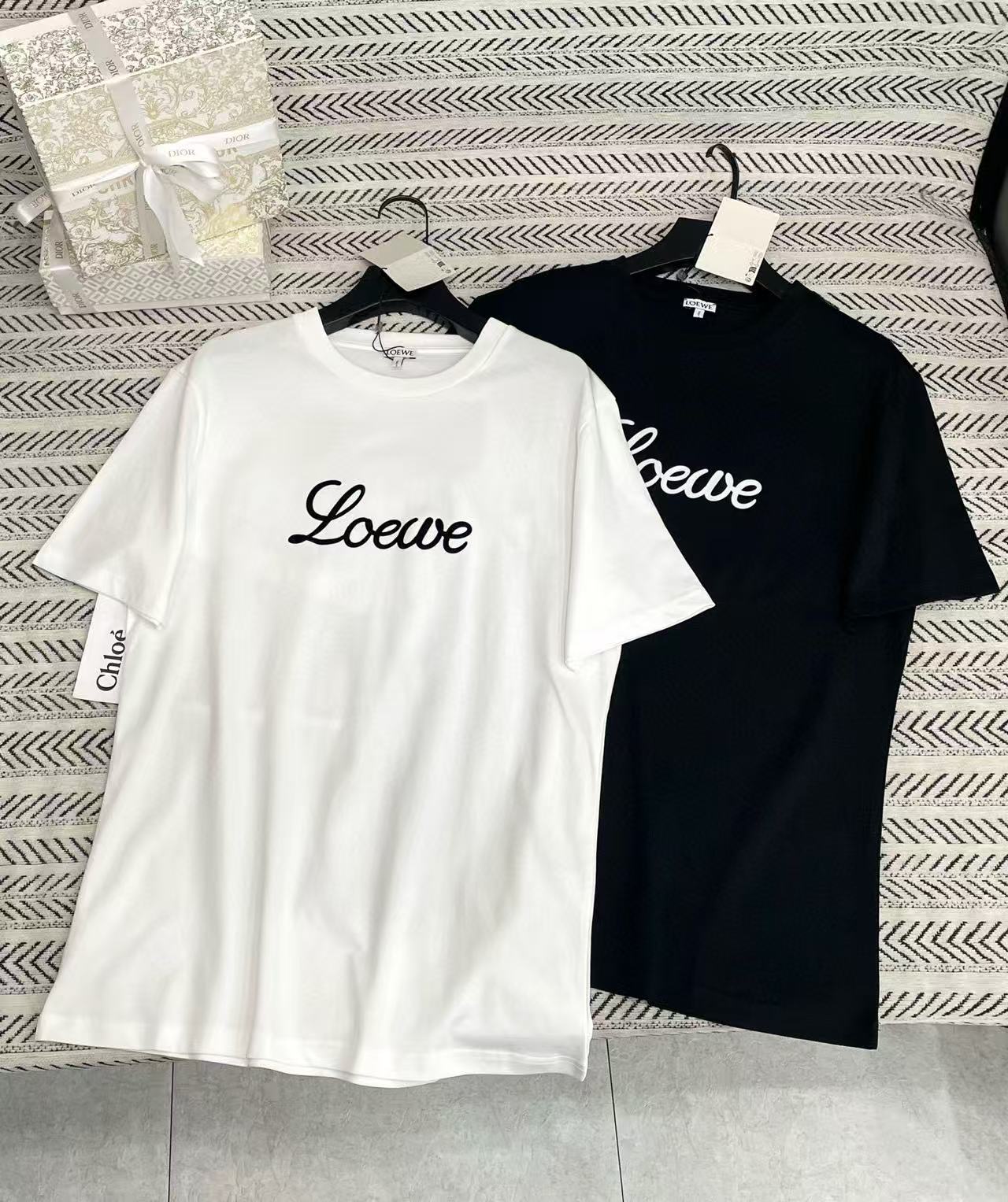 L0WEW レター フロック Tシャツ【50％割引+送料無料】