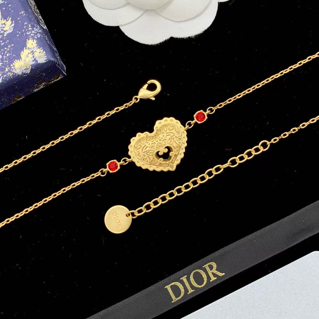 DI0Rハート型のルビーブレスレット【50％割引+送料無料】