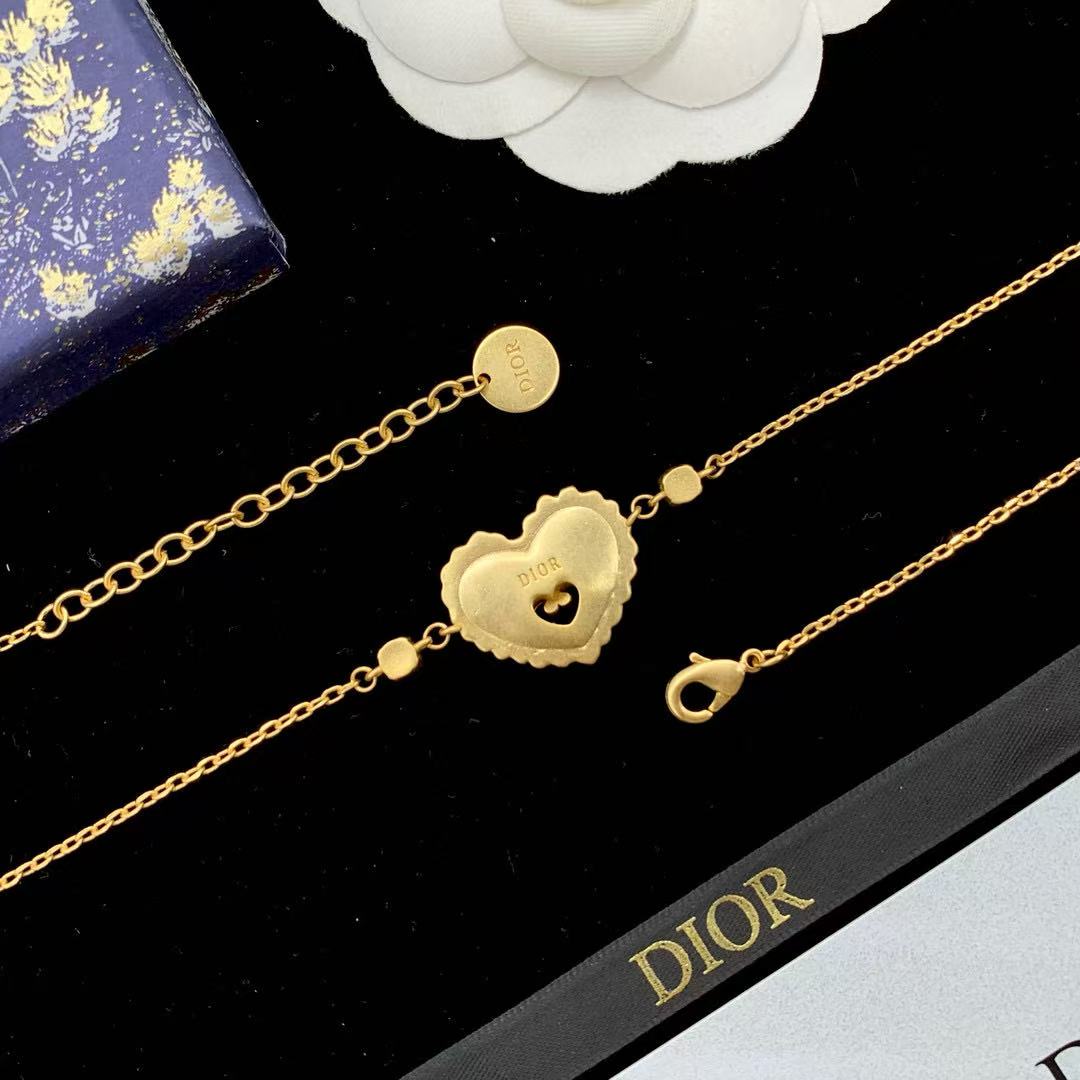 DI0Rハート型のルビーブレスレット【50％割引+送料無料】