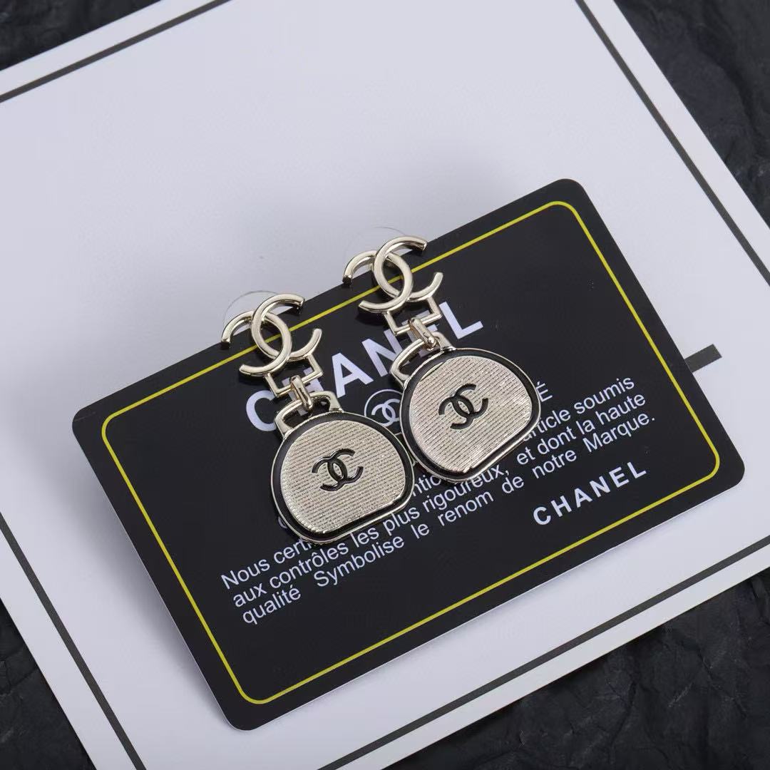 CHANE1 ダブルCフーピアス【50％割引+送料無料】