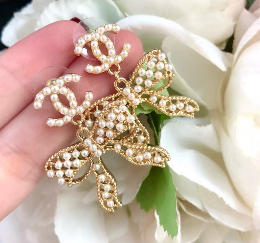 CHANE1 ボウパールスタッドイヤリング【50％割引+送料無料】