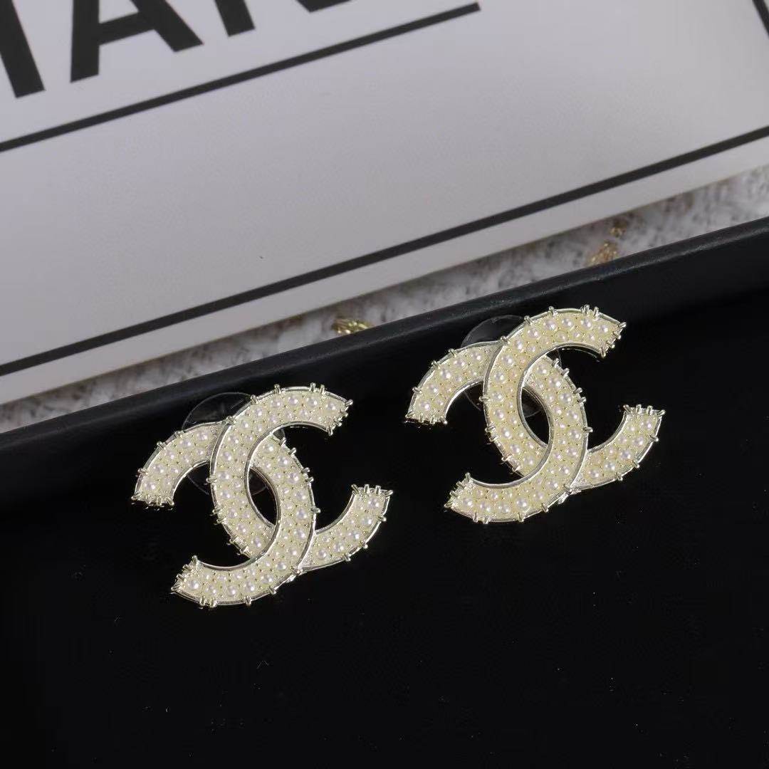 CHANE1 ダブルC パール スタッドピアス【50％割引+送料無料】