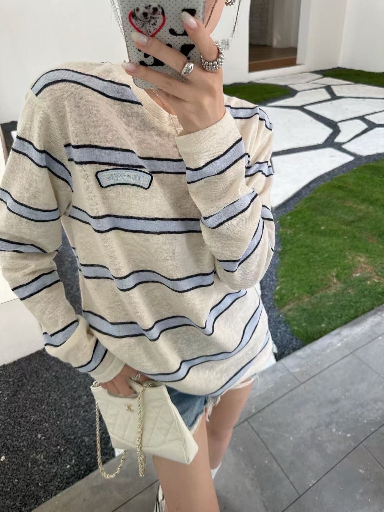 M1UM1U ストライプサンプロテクションTシャツ【50％割引+送料無料】